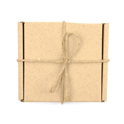 Подарочная коробка из крафт картона