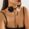 Черный Нераскрывшийся Бутон Розы на Черном шнурке - ZIGZAG.com.ua