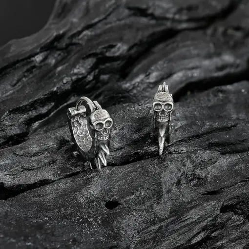 Сережки-кільця зі сталі Череп із шипами Сріблясті